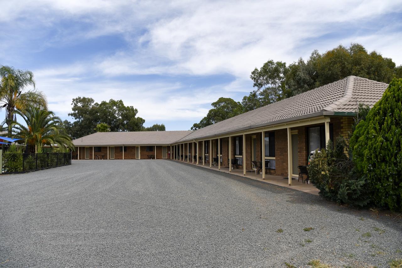 Culcairn Motor Inn Εξωτερικό φωτογραφία