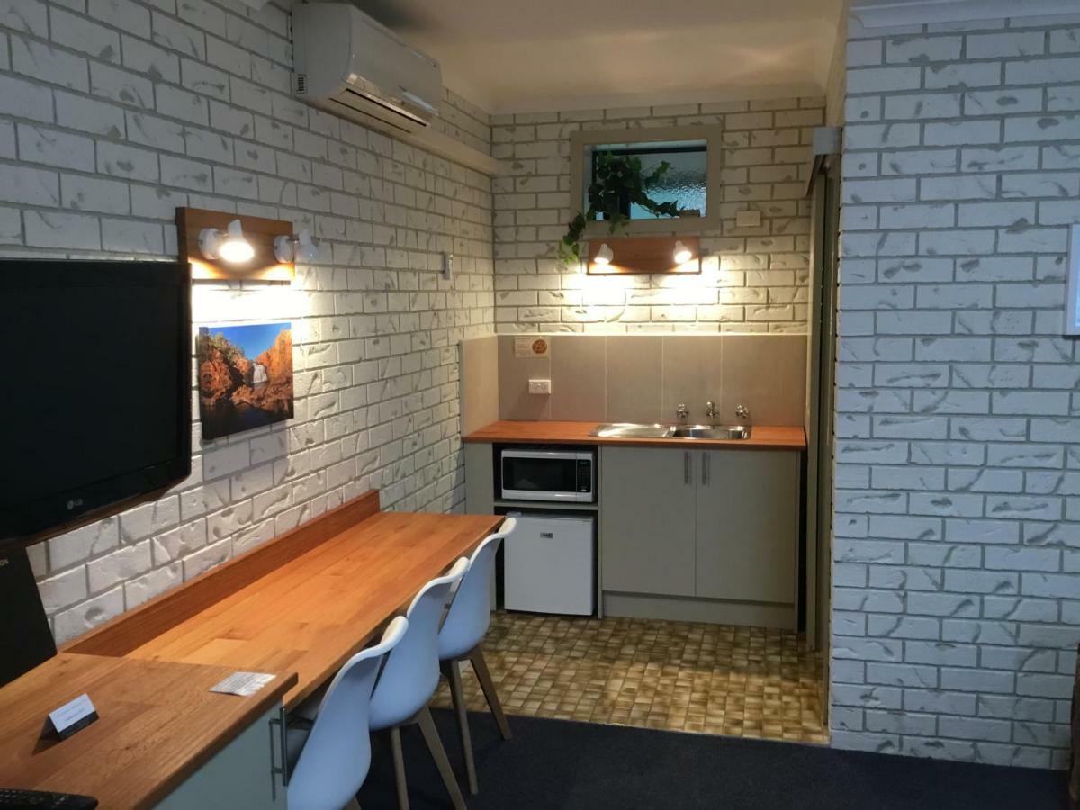 Culcairn Motor Inn Δωμάτιο φωτογραφία
